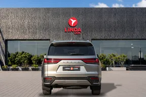 Lexus LX 700h 2025