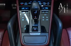 Porsche Cayenne GTS 2021