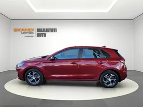Hyundai i30 2021