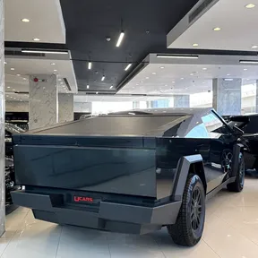 Tesla Cybertruck 2025