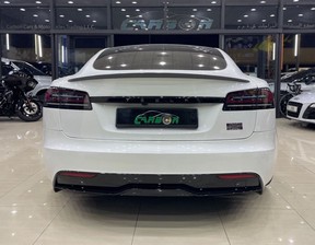 Tesla Model S Ludicrous 2023