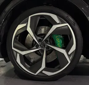 Lotus Eletre 2025