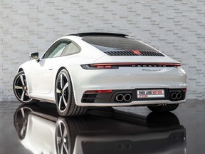 Porsche 911 Carrera 2024