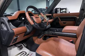 Land Rover Defender Octa 2026