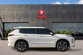 Mitsubishi Outlander / Airtek 2023