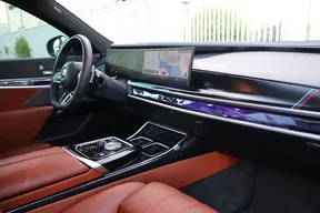 BMW 7 Series 735 2024