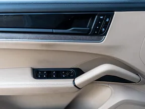 Porsche Cayenne 2024