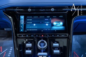 Aston Martin DB12 2026