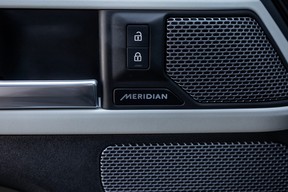 Land Rover Defender 110 2024