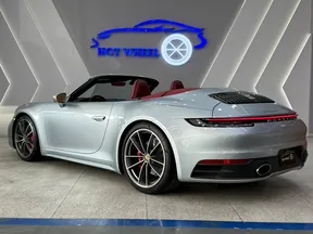 Porsche 911 Carrera 4S 2023