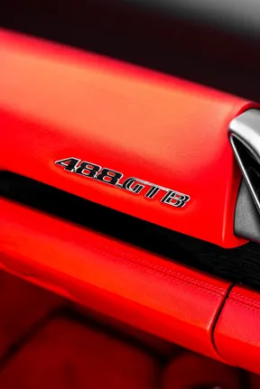 Ferrari 488 GTB 2016