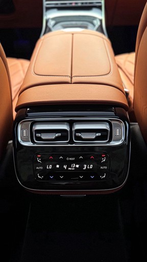 Mercedes-Benz S-Class 580 2022