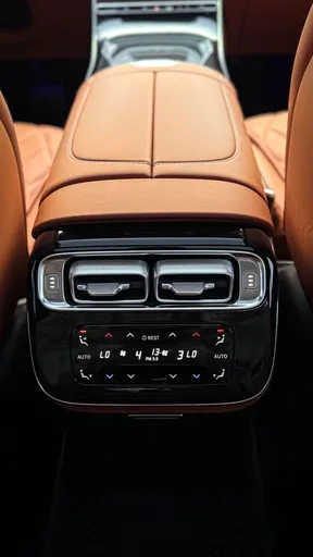Mercedes-Benz S-Class 580 2022