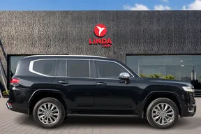 Toyota Land Cruiser 2023
