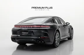 Porsche Panamera 2024
